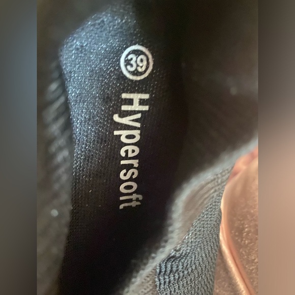 🎀 Hypersoft Sneakers- slip om shore size 39 NWOT Black - Picture 6 of 6